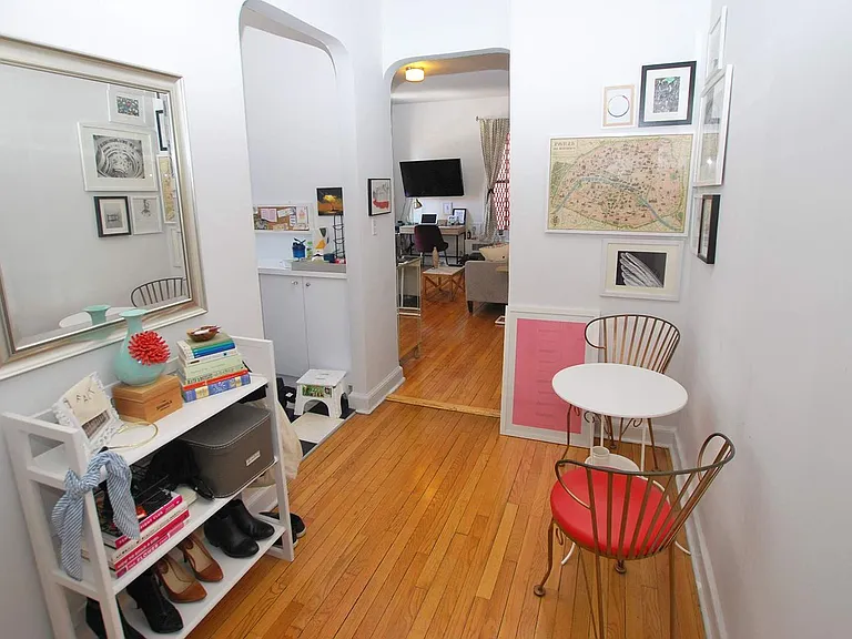 100 W 73rd St #4C — Photo 4