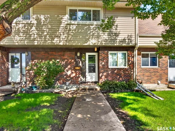 3830 CASTLE Road, Regina, SK S4S 6M7