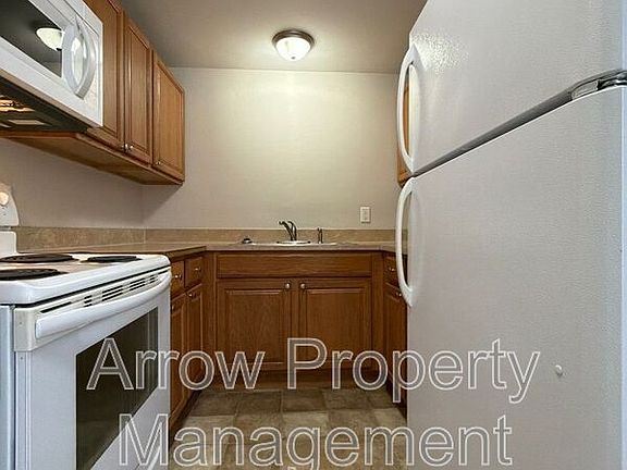 4th image of 5443 Benton St