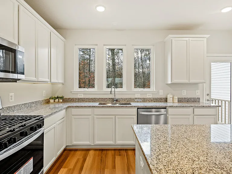 3410 Watershed Blvd — Photo 8