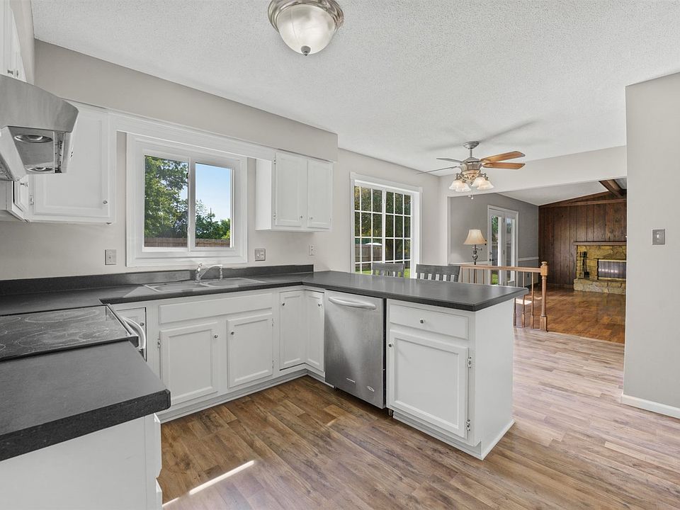 6815 Thamesford Dr, Fort Wayne, IN 46835 Zillow