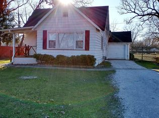 203 S 1st St, Silver Lake, WI 53170
