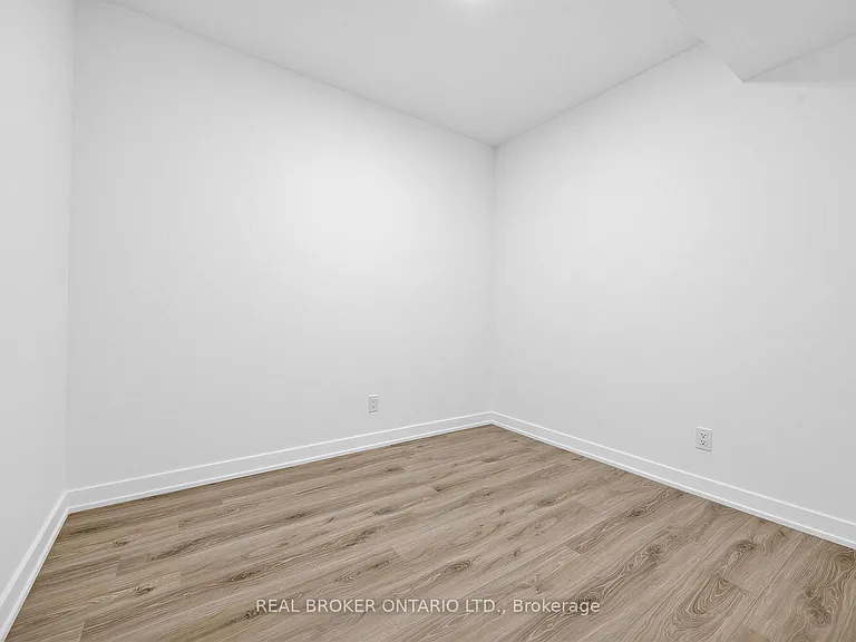 100 Queen St E #1912 — Photo 10
