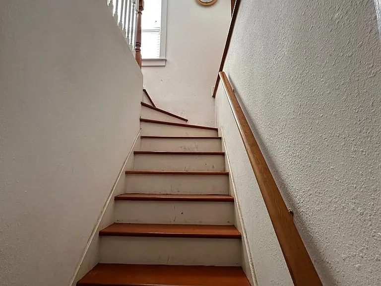 1514 SE Claybourne St — Photo 22