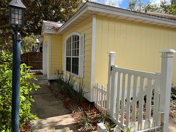 front of house and garage