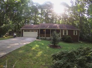 320 Clover Dr, Auburn, GA 30011