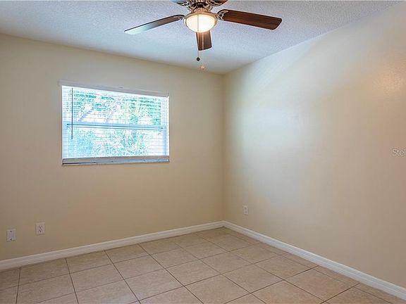 3rd image of 3027 Saratoga Dr