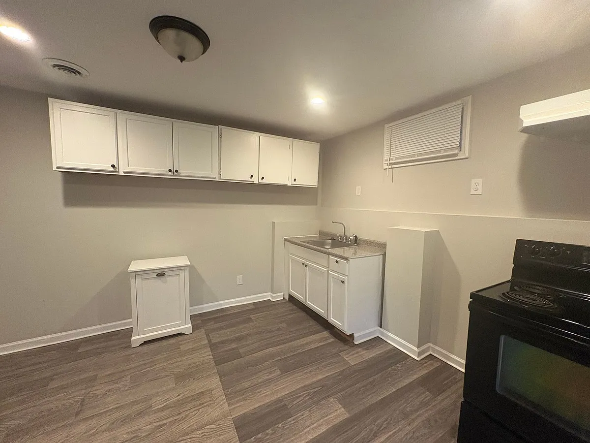 Building Photo - 2755 Vineville Ave #B