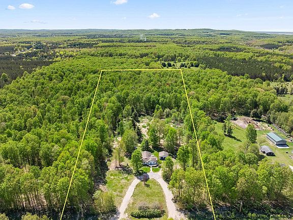 2nd image of 90 S Haze Rd