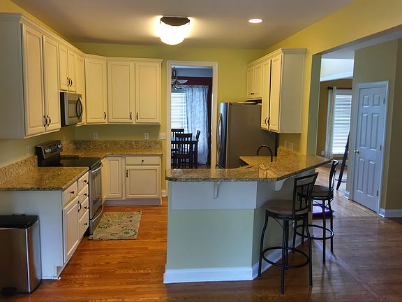 4th image of 4501 Brent Wood Dr