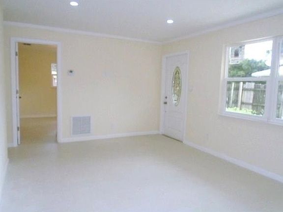 2nd image of 1824 SW 20th St #1