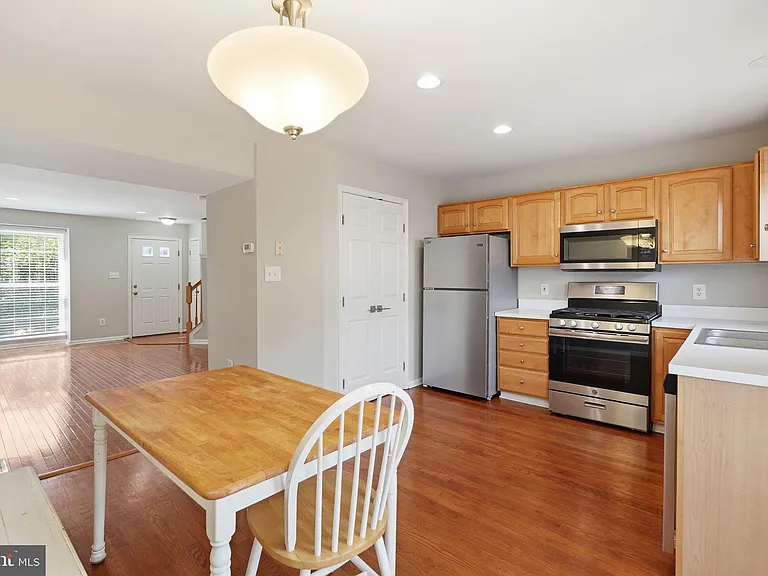 6374 Michael Robert Dr — Photo 6