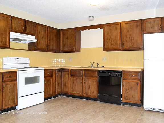 4th image of 2025-27 Shirley Ln #2027