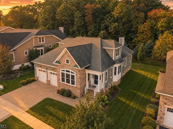 7 Portland Dr, Montgomery Twp., NJ 08558