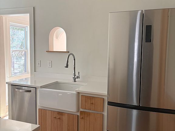 3rd image of 3409 34th Ave S #2