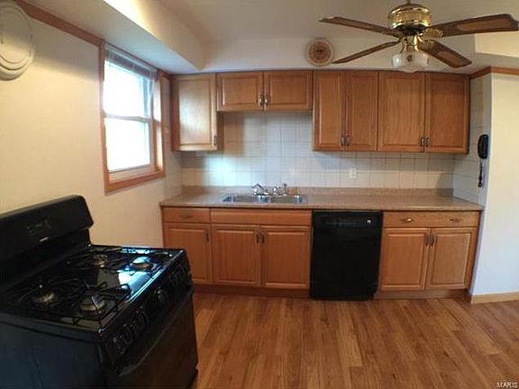4th image of 8205 Weimar Dr