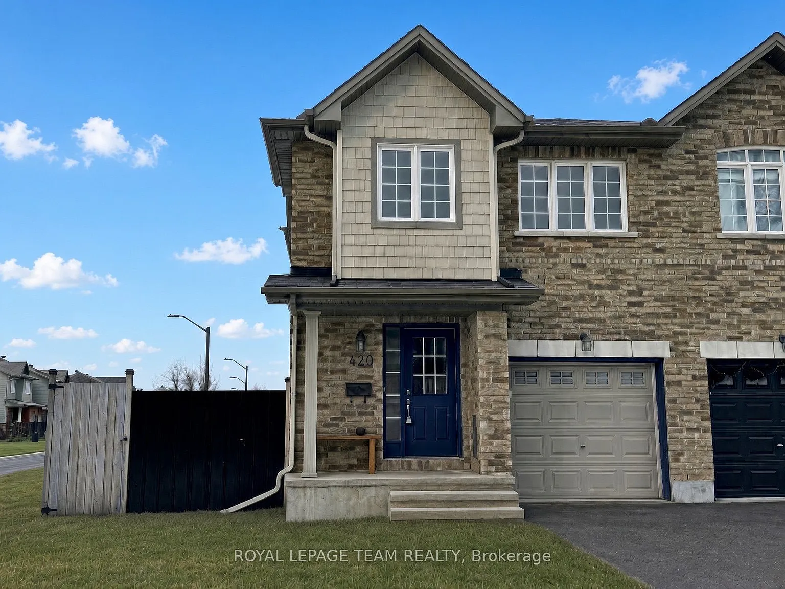 3 bed, $2,700 — Photo 2