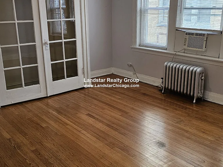 4409 N Kenneth Ave #3A — Photo 2