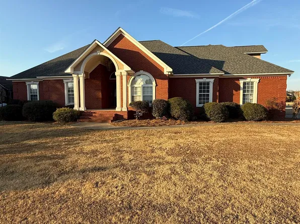 1030 Roseland Ln, Southside, AL 35907