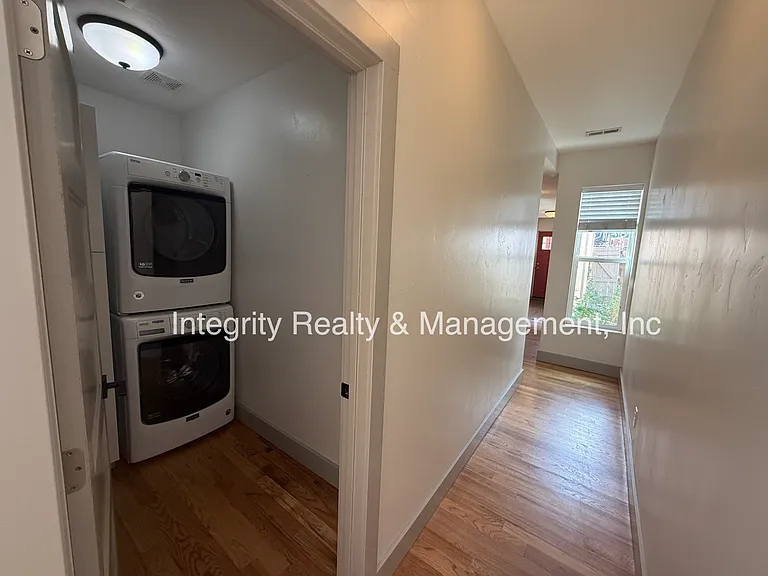 3539 Mariposa St — Photo 18