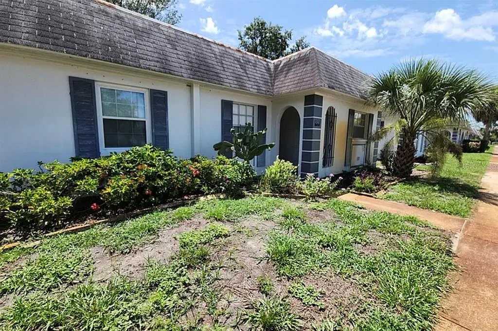 2 bed, 2.0 bath, 888 sqft, $1,250 — Photo 1