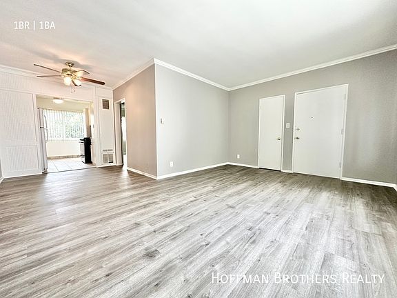 4th image of 7605 Fountain Ave #2