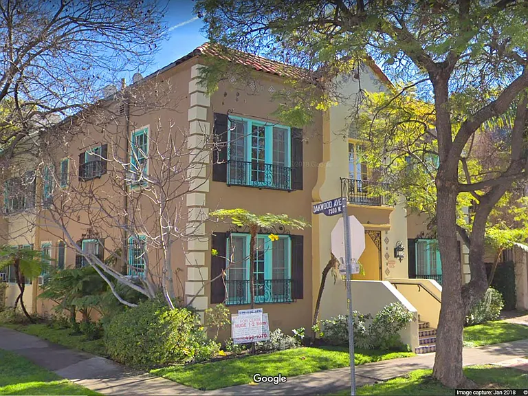 366 N Curson Ave #7 — Photo 1