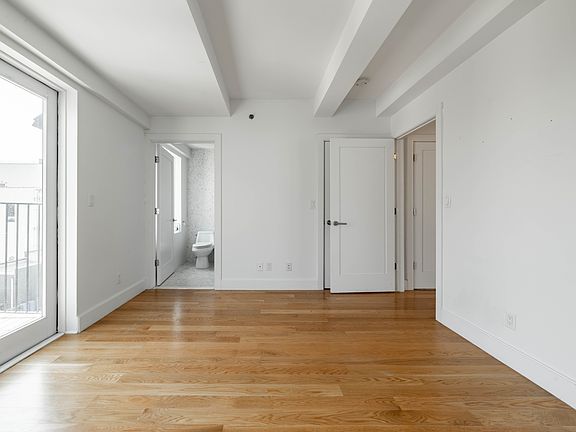 4th image of 887 Bergen St #3D