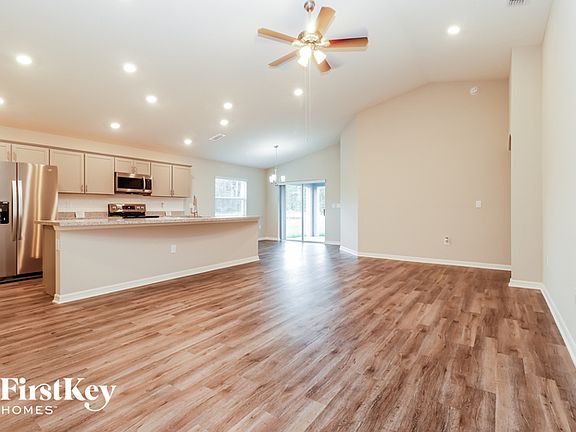 2nd image of 6778 Hanworth Ln