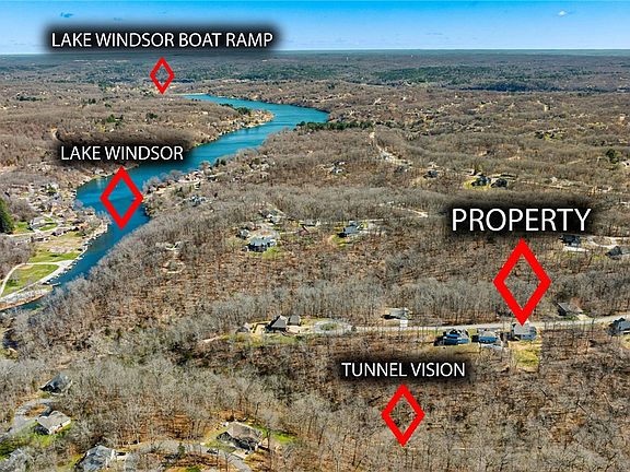 2nd image of 33 Buckland Ln