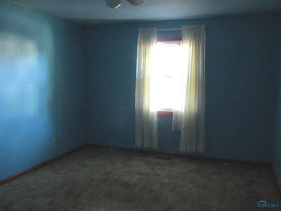 5th image of 214 Shelby St
