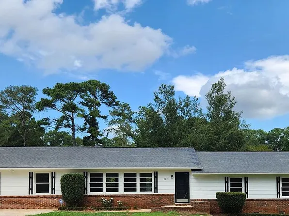 228 Ardmount Rd, Columbia, SC 29212