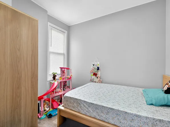 51 Prospect Avenue image 3 of 48