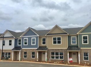 137 Panther Point Ln #47, Lawrenceville, GA 30046