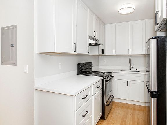3rd image of 3440 20th St APT 311
