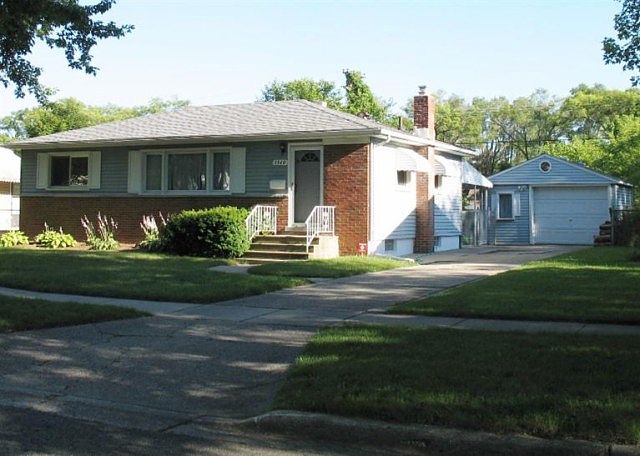 1st image of 1340 Parkwood Ave