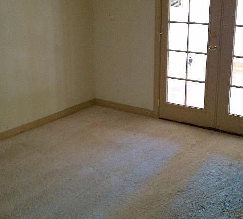 5th image of 4433 Thicket Ave
