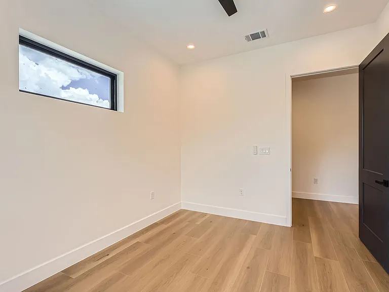10899 S Hausman Rd #201 — Photo 17