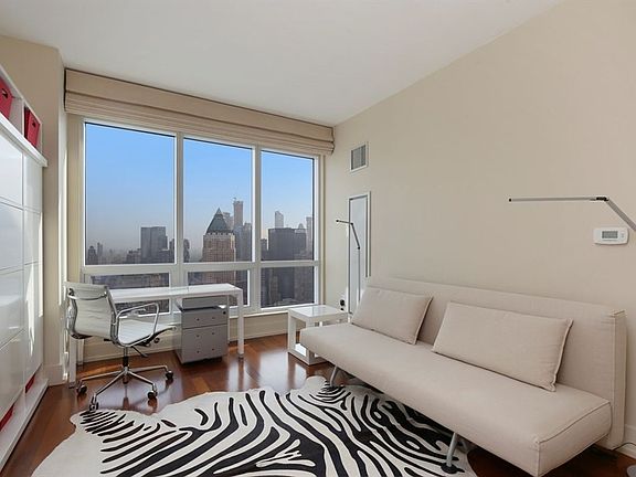 4th image of 350 W 42nd St APT 58C