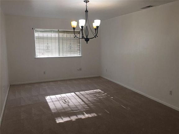 5th image of 602 John Glenn Dr