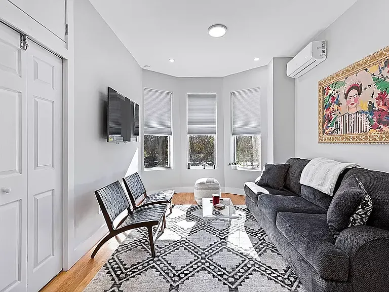 1261 Eastern Pkwy #2 — Photo 3