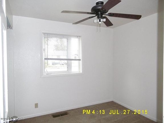 5th image of 707 Bentley Dr