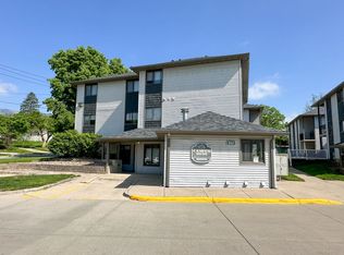 312 Hillcrest, Ames, IA 50014