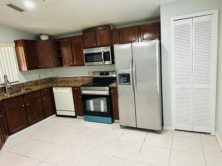 5165 Foxhall Pl — Photo 6