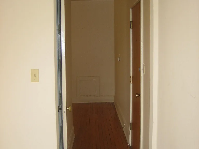 590 Holly Ave — Photo 9