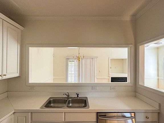 4th image of 2967 Brookcrossing Dr