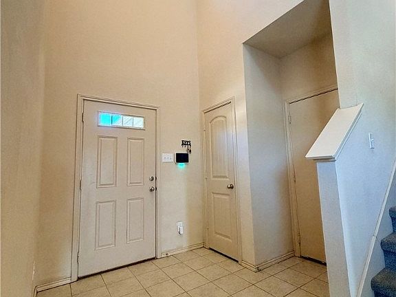 4th image of 104 Blair Ct