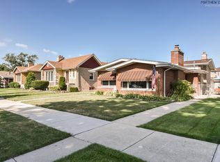 11641 S Campbell Ave, Chicago, IL 60655