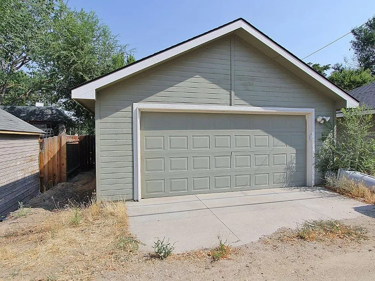 3819 Grover St — Photo 26