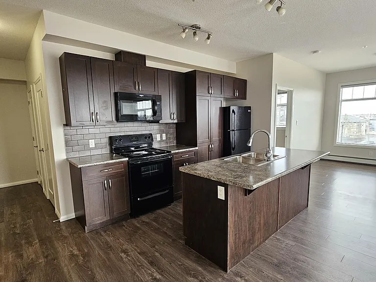 2474 Bowen Wynd SW — Photo 6